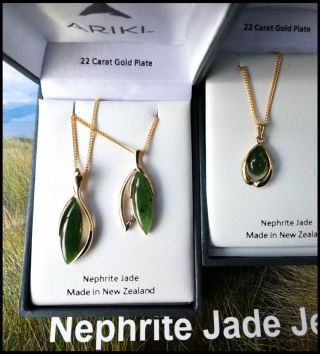 #www.arikishop.cz #nephritejewelry #privesky❤️ #greenstonejewelry #handmadejewelery #natural #neznakrasa #originalnidarek🎁